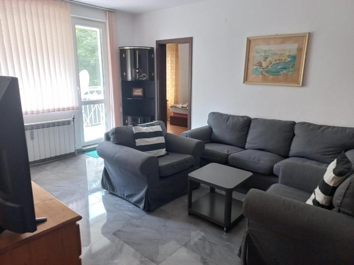 Beautiful Location Apartment София Екстериор снимка