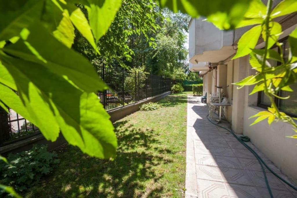 Beautiful Location Apartment София Екстериор снимка